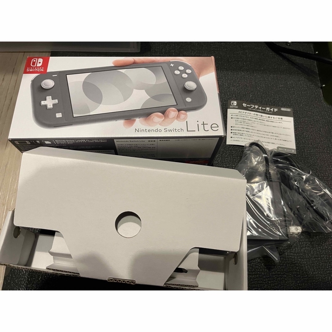 Nintendo Switch Liteグレー 1