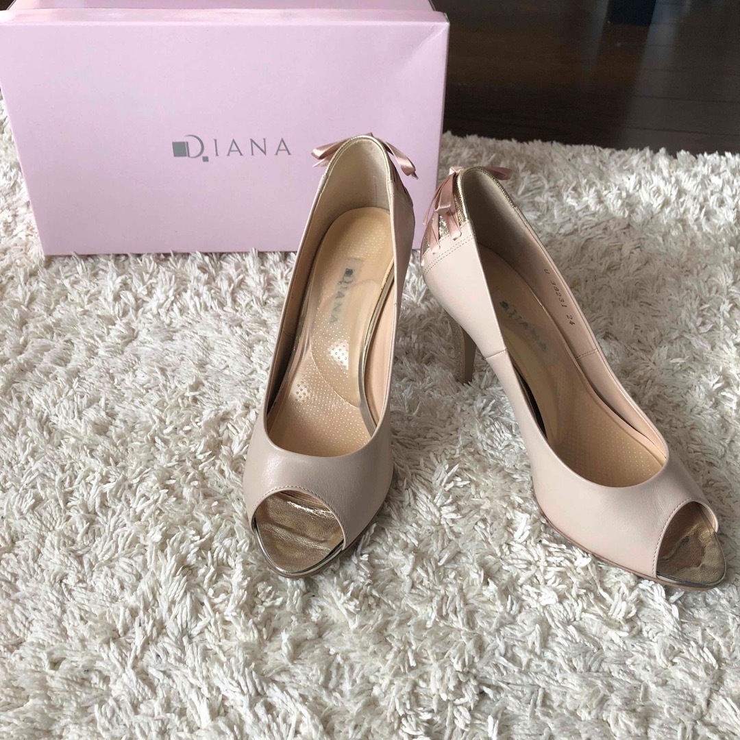 DIANA - 大人気 完売 箱付き DIANA リボンパンプスの通販 by tommy's