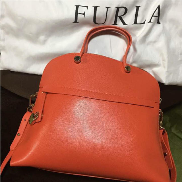 Furla(フルラ)のフルラパイパー Lサイズ レディースのバッグ(ハンドバッグ)の商品写真