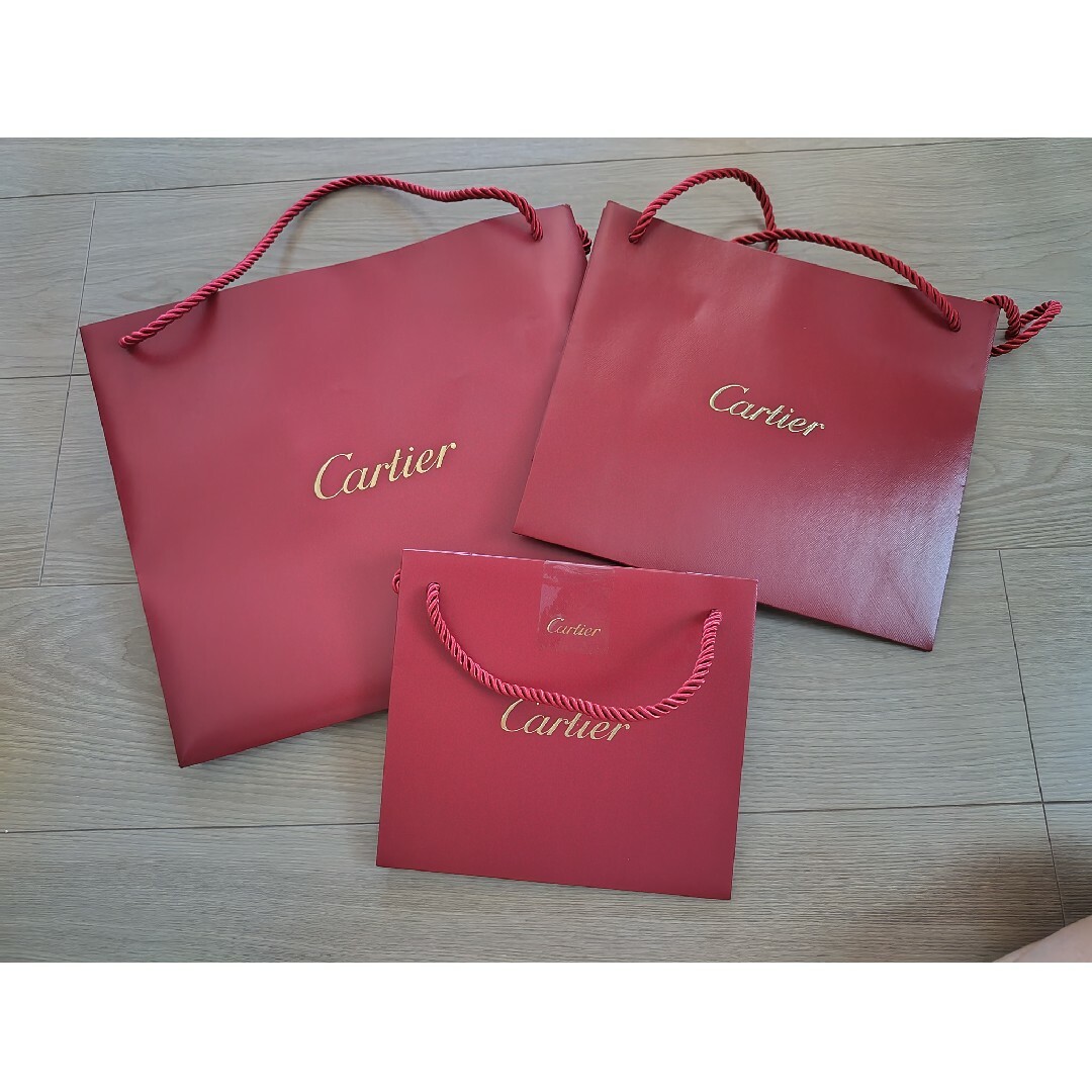 Cartier(カルティエ)のカルティエ　ショップバッグ レディースのバッグ(ショップ袋)の商品写真