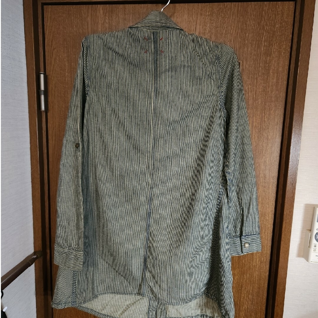 カバーオール風ロングシャツ レディースのトップス(シャツ/ブラウス(長袖/七分))の商品写真
