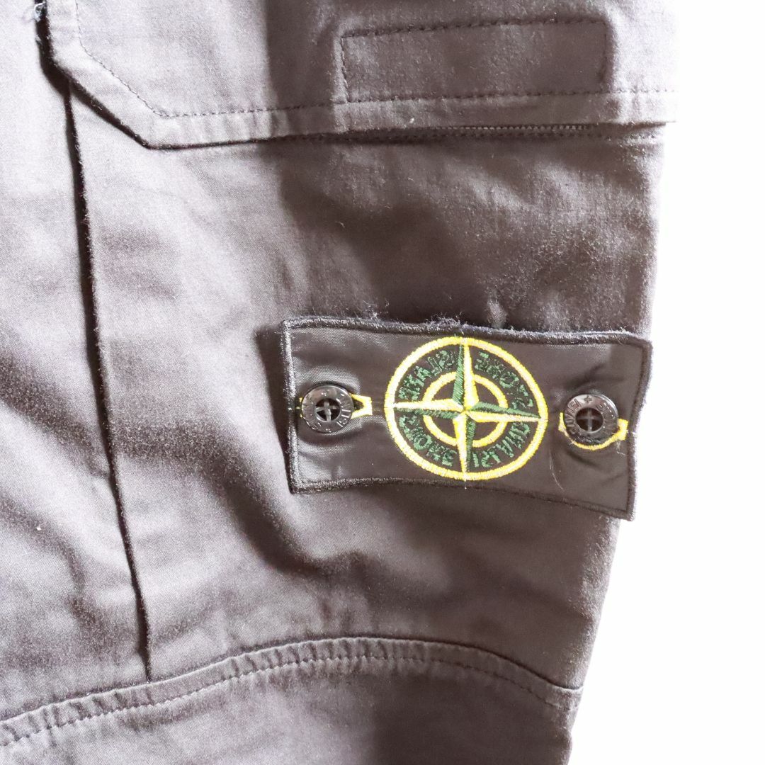 STONE ISLAND(ストーンアイランド)のストーンアイランド　　ワイドーカーゴパンツ 34　黒 STONE ISLAND  メンズのパンツ(ワークパンツ/カーゴパンツ)の商品写真