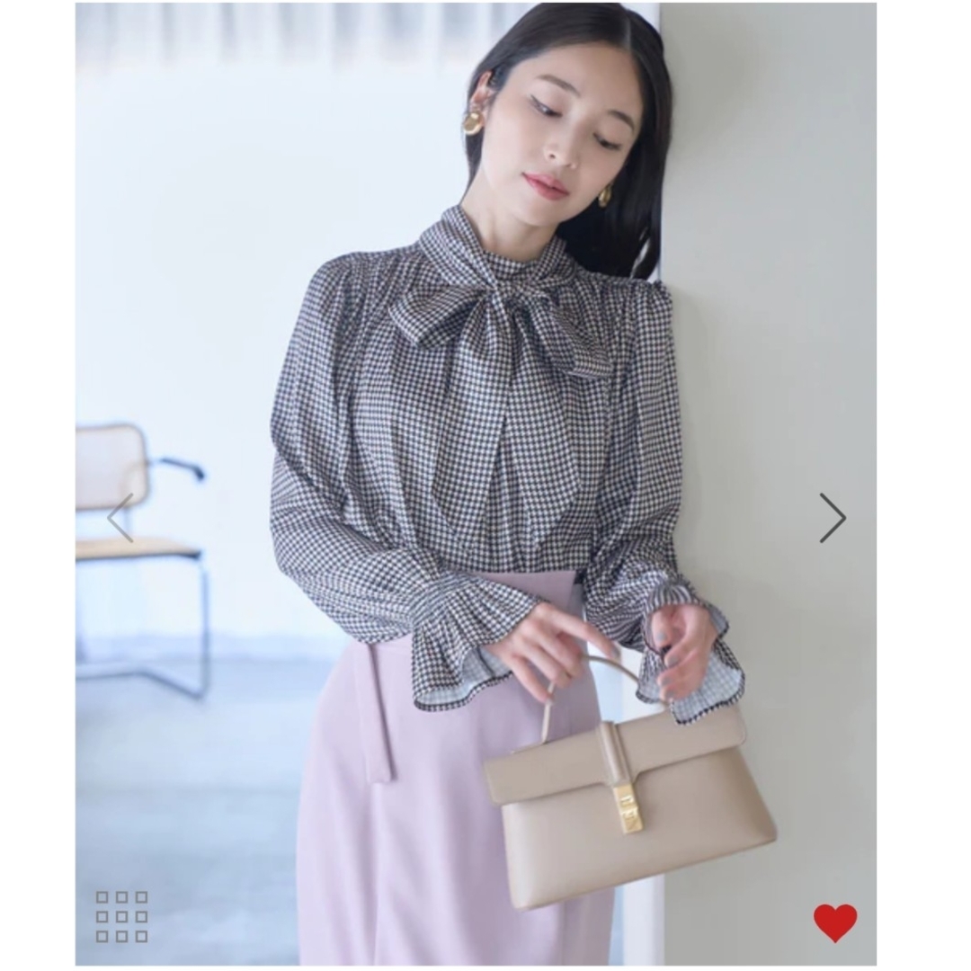新品未使用 bow.a 2wayブラウス 新品未使用 bow.a 2wayブラウス