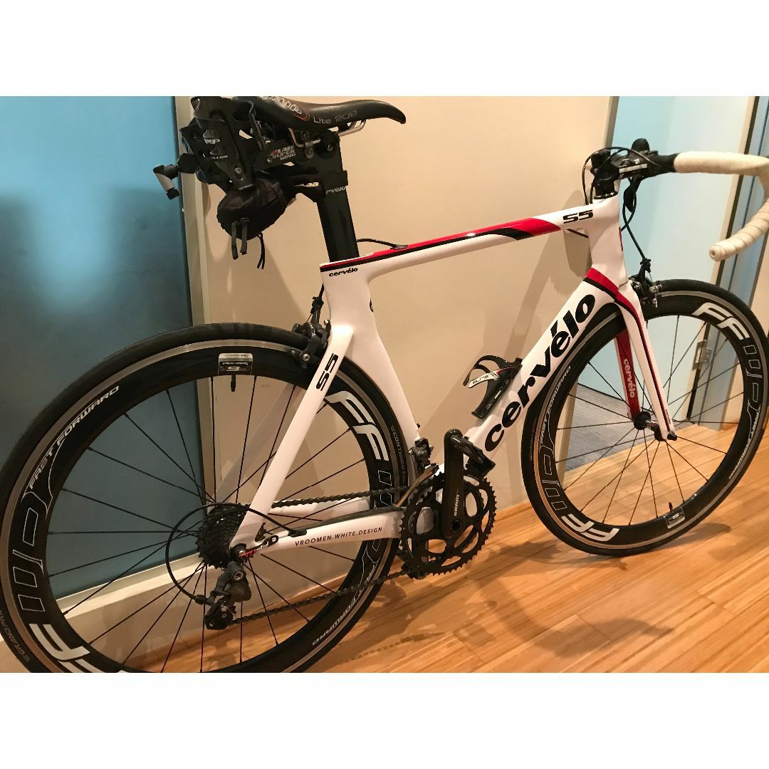 停止中 Cervelo S5 2012 フレーム（サイズ51）＋αセット