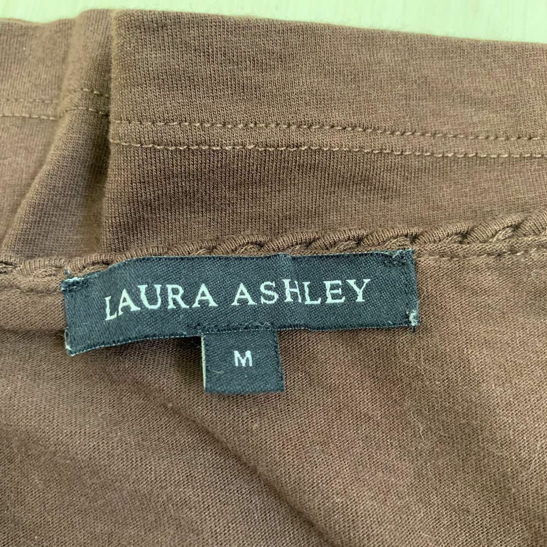 LAURA ASHLEY(ローラアシュレイ)のLAURA ASHLEY ロープネック無地tシャツ size M レディースのトップス(Tシャツ(半袖/袖なし))の商品写真