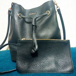 フルラ(Furla)のFURLA　ショルダーバッグ(ショルダーバッグ)