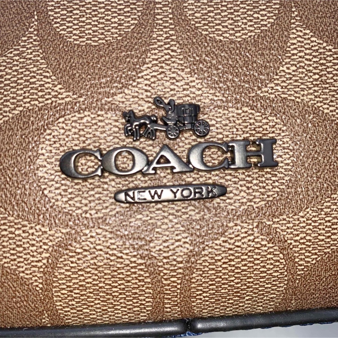 COACH(コーチ)の《新品未使用》《値下げ可》《人気》コーチ　リュック レディースのバッグ(リュック/バックパック)の商品写真