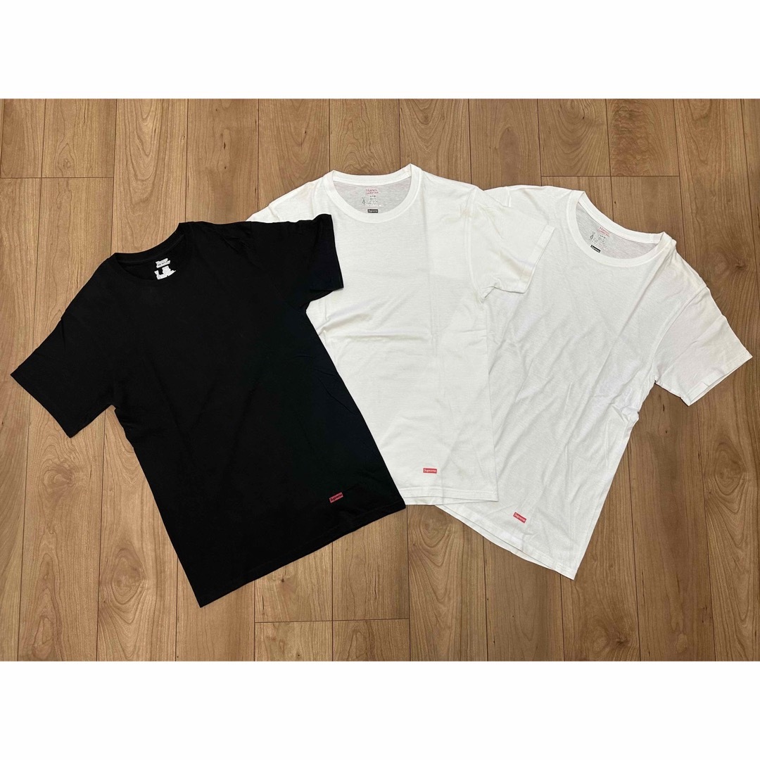 Supreme(シュプリーム)の【S】Supreme Hanes Tagless Tee 3枚セット メンズのトップス(Tシャツ/カットソー(半袖/袖なし))の商品写真