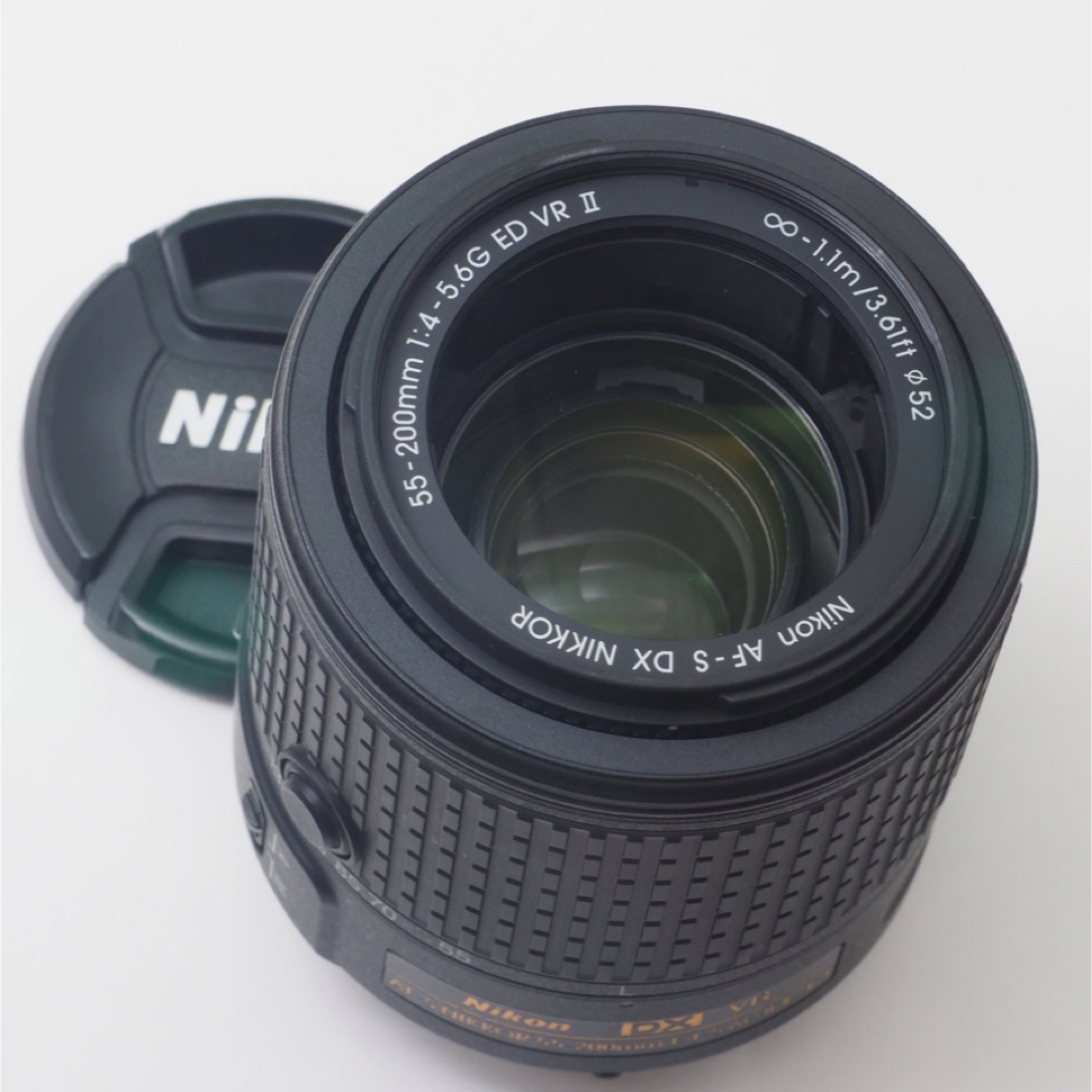 Nikon(ニコン)の【美品】ニコン55-200mm VRII望遠レンズ⭐️スポーツ・イベントで大活躍 スマホ/家電/カメラのカメラ(レンズ(ズーム))の商品写真
