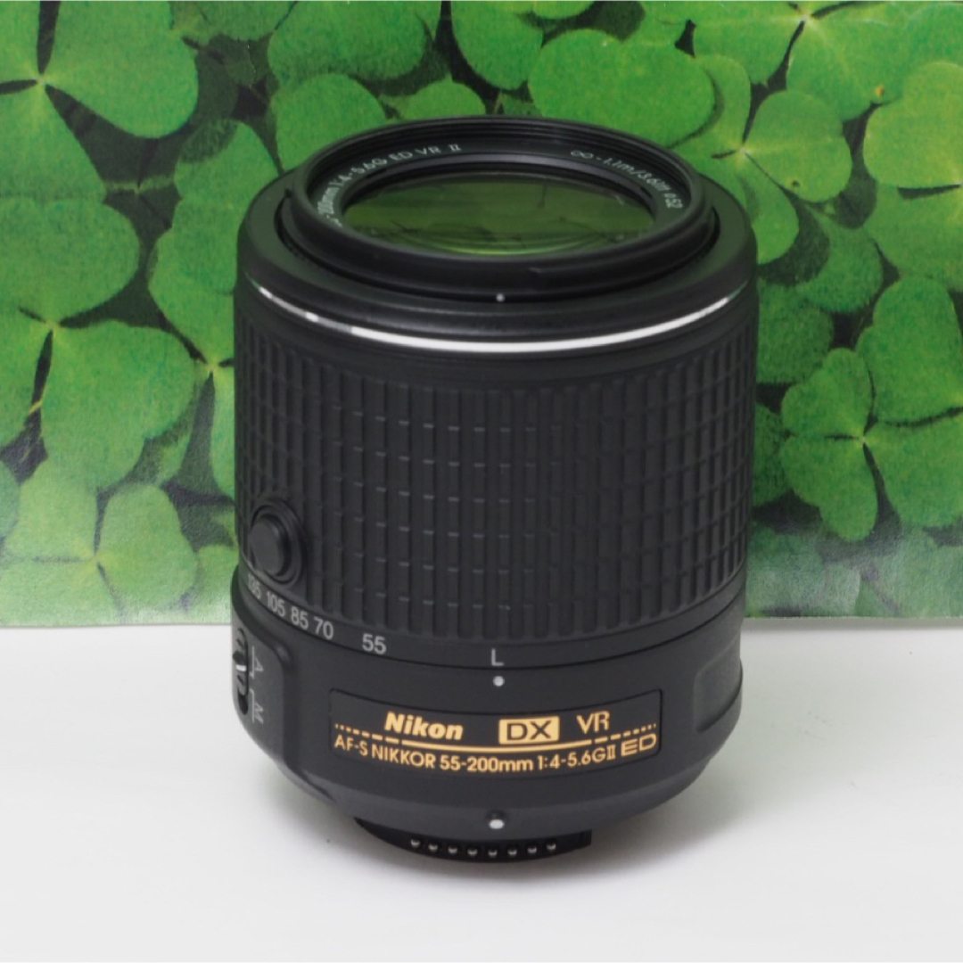 Nikon(ニコン)の【美品】ニコン55-200mm VRII望遠レンズ⭐️スポーツ・イベントで大活躍 スマホ/家電/カメラのカメラ(レンズ(ズーム))の商品写真