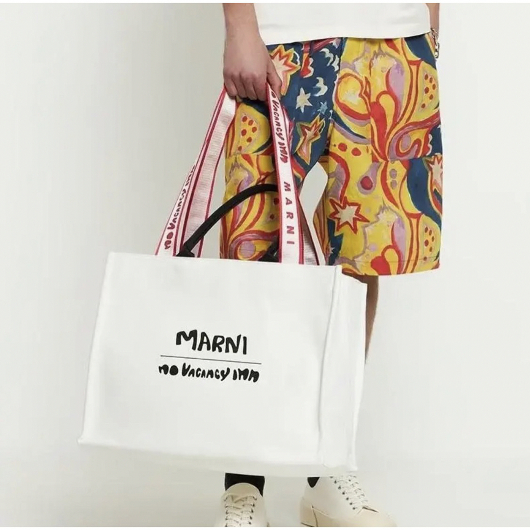 Marni - 新品未使用!送料込み☆MARNI☆Bey キャンバス ショッピング