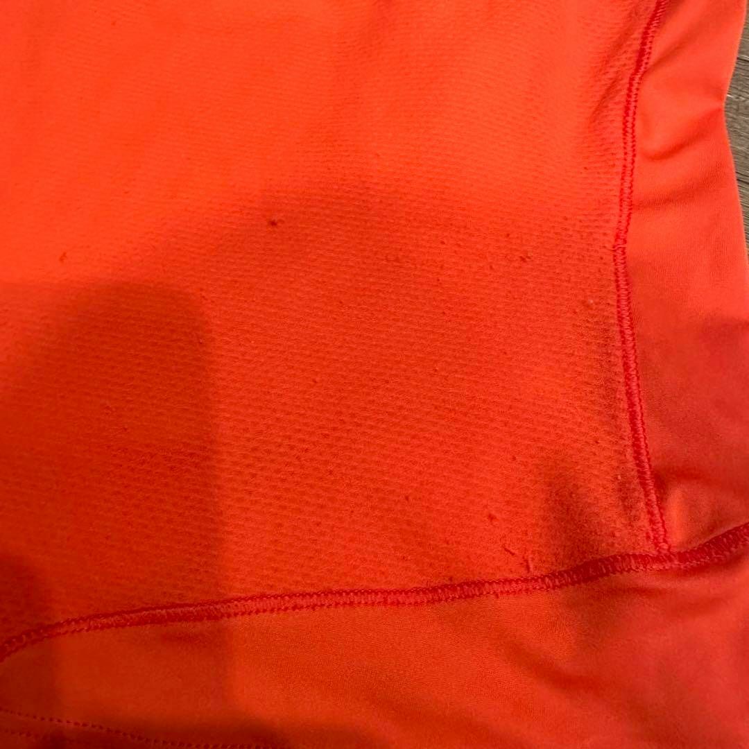 PUMA(プーマ)のpuma プーマ　トップス　スポーツ用品　スポーツウェア　レッド　半袖 レディースのトップス(Tシャツ(半袖/袖なし))の商品写真
