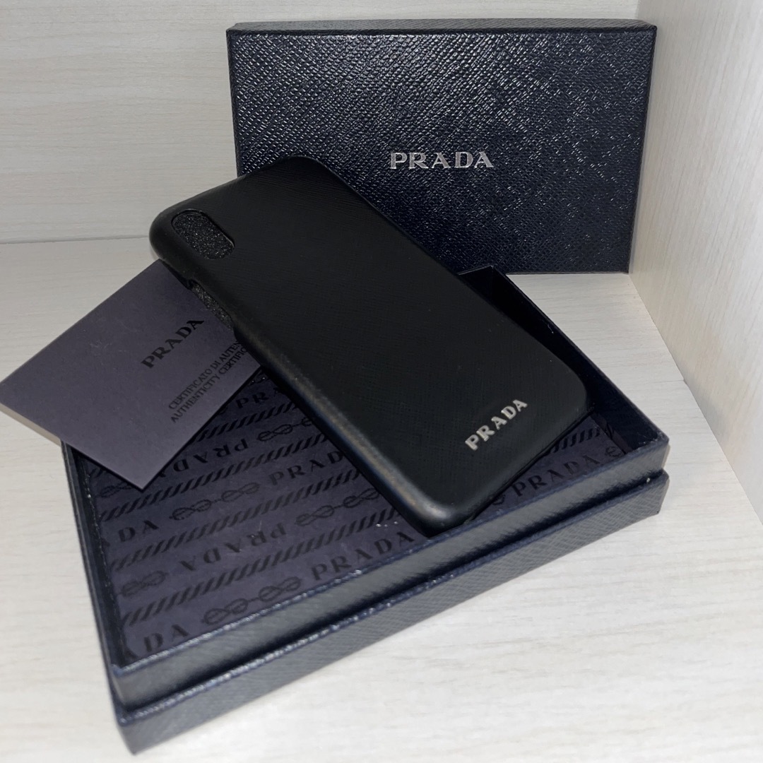 PRADA(プラダ)のプラダ/PRADA-iPhone X/XS 対応ケース　 スマホ/家電/カメラのスマホアクセサリー(iPhoneケース)の商品写真