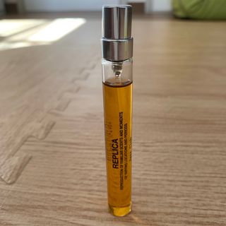 マルタンマルジェラ(Maison Martin Margiela)のにゃん様専用　メゾンマルジェラ　レプリカ　オードトワレ　ジャズクラブ　10ml(ユニセックス)