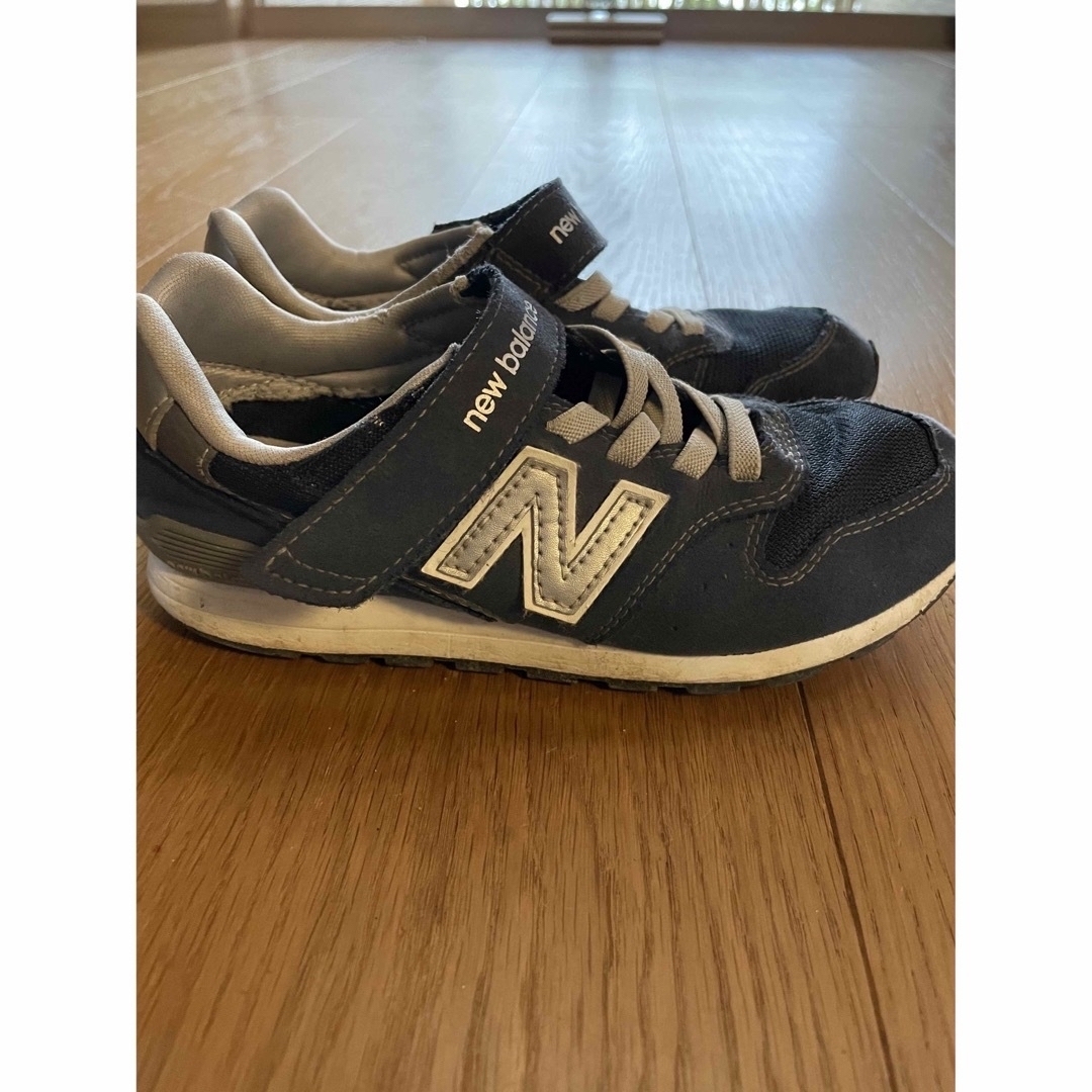 New Balance(ニューバランス)のニューバランス スニーカー 20.5cm キッズ/ベビー/マタニティのキッズ靴/シューズ(15cm~)(スニーカー)の商品写真