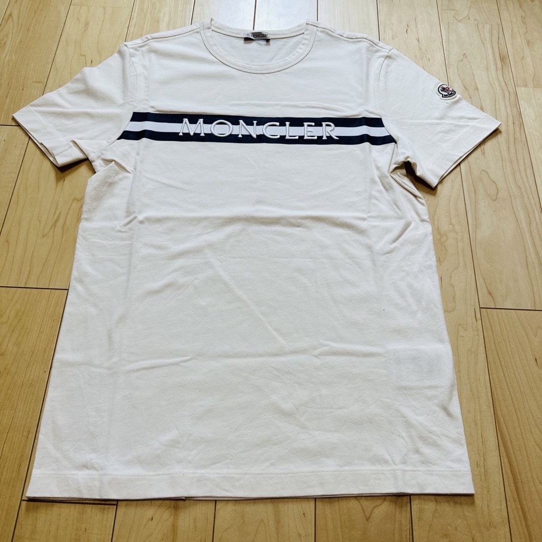 【超美品】モンクレール　Tシャツ　ホワイトベージュ　Sサイズ | フリマアプリ ラクマ