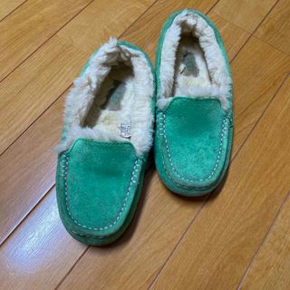 アグ(UGG)のUGG アグ　アンスレー　USA5 モカシン　ファー　靴　グリーン(スリッポン/モカシン)