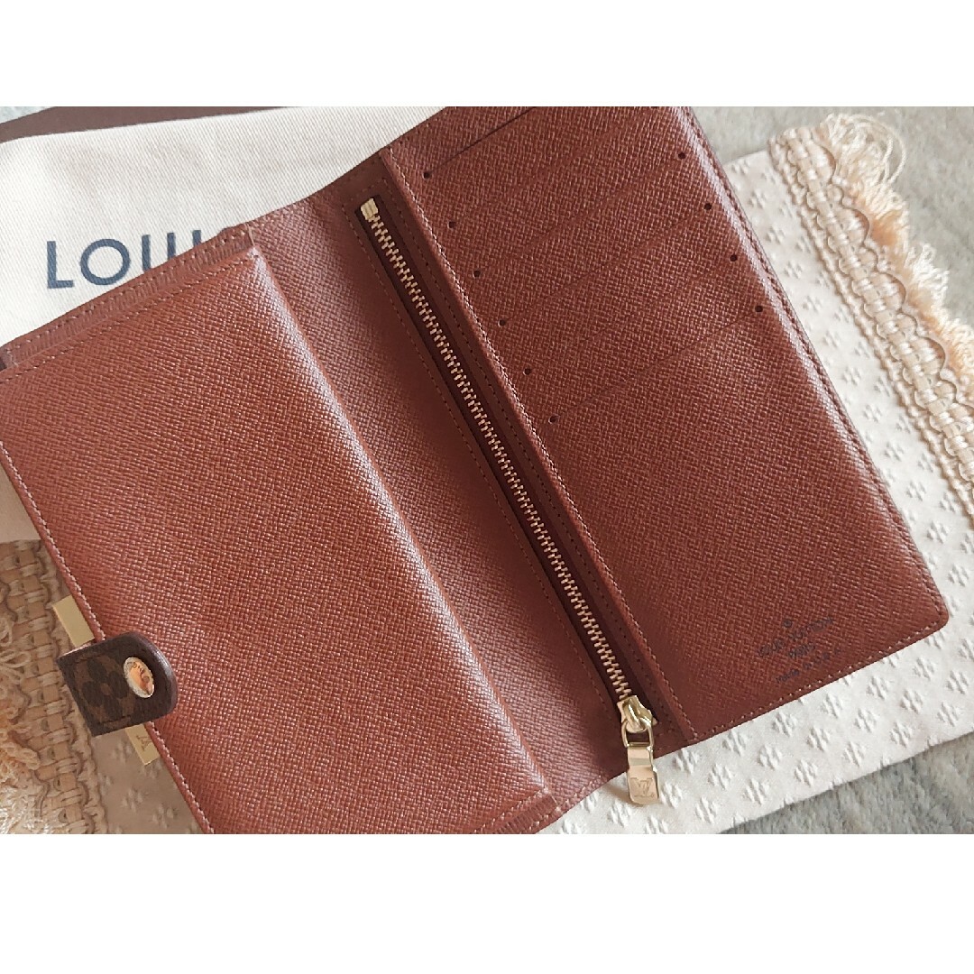 LOUIS VUITTON(ルイヴィトン)のLOUIS VUITTON✨北米限定&廃盤レア✨長財布 レディースのファッション小物(財布)の商品写真