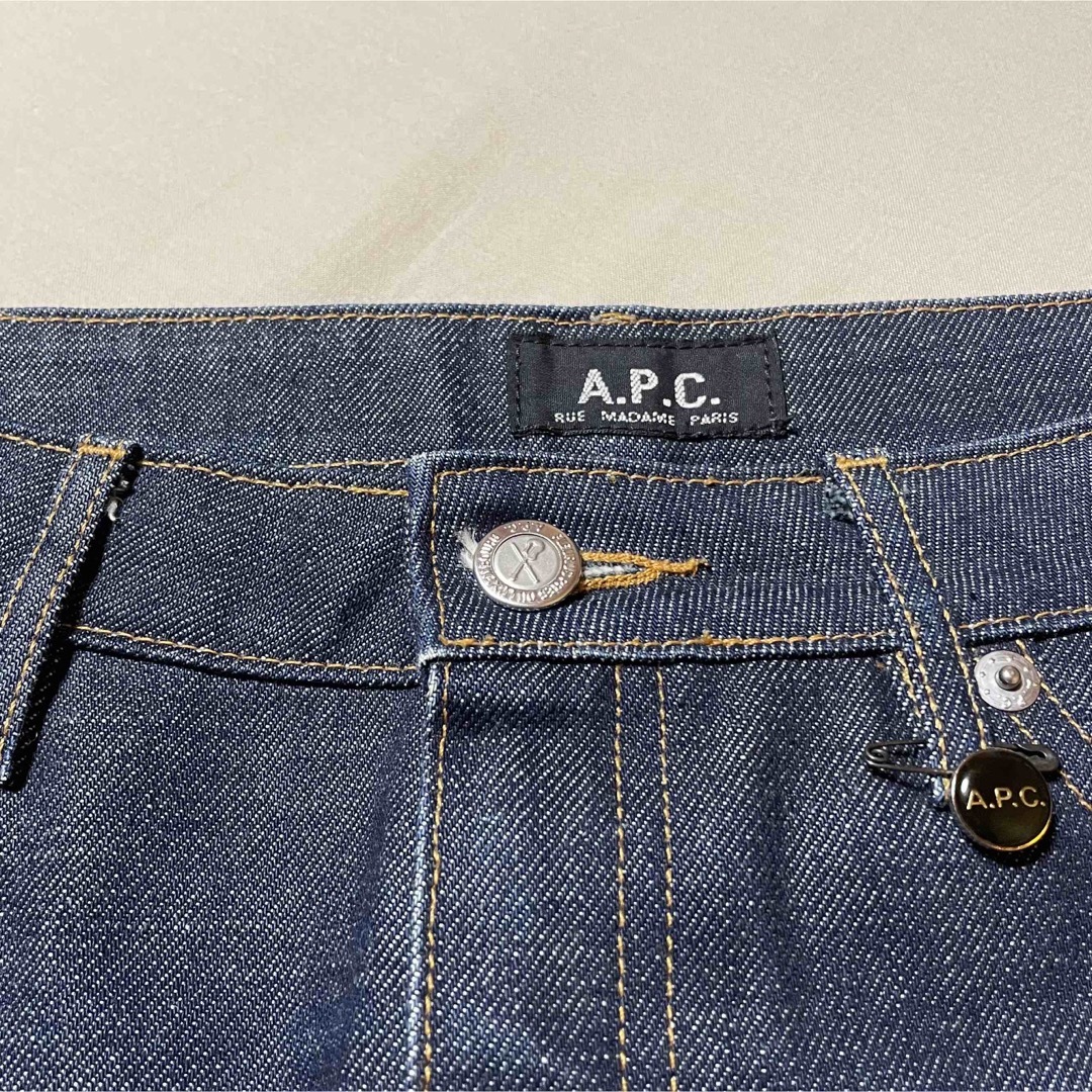 A.P.C(アーペーセー)のa.p.c デニムスカート　 レディースのスカート(ミニスカート)の商品写真