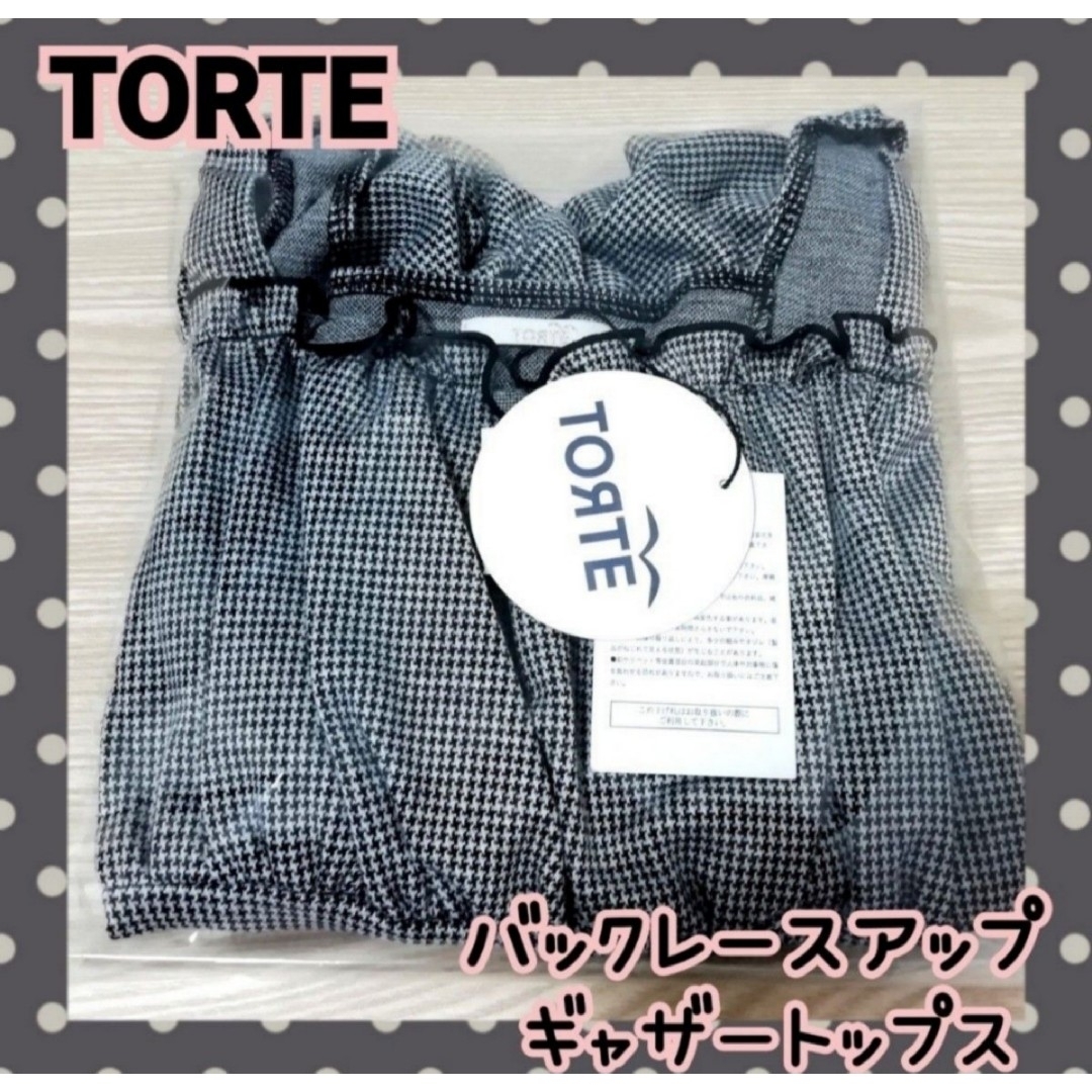 TORTE(トルテ)のTORTE　トルテ　バックレースアップギャザートップス　パワショルトップス　新品 レディースのトップス(カットソー(半袖/袖なし))の商品写真