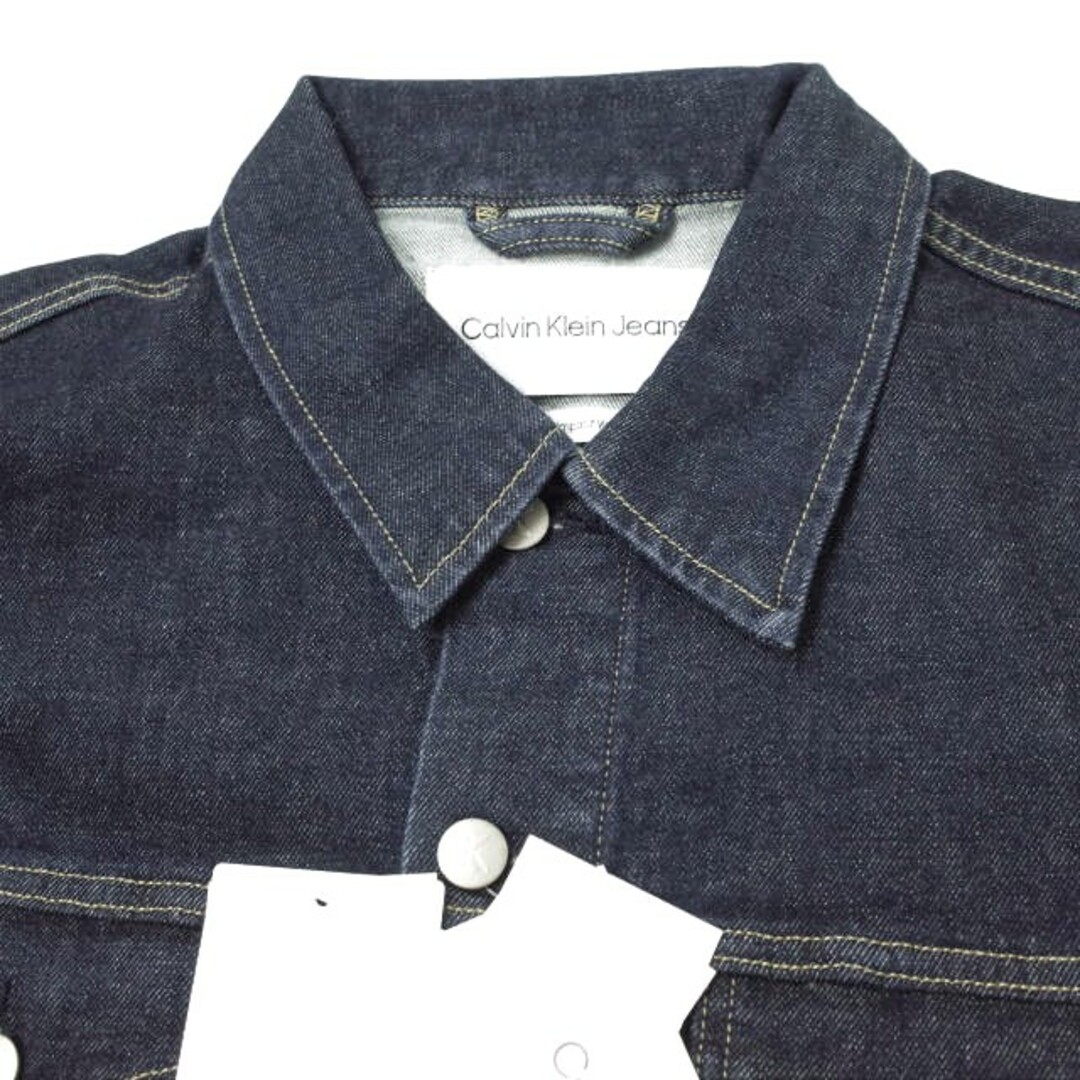 Calvin klein Jeans カルバンクラインジーンズ 22SS DAD DENIM JACKET タイガー刺繍 デニムジャケット J319942 M Dk.Indigo Gジャン 3rd アウター【新古品】【中古】【Calvin klein Jeans】 メンズのジャケット/アウター(Gジャン/デニムジャケット)の商品写真