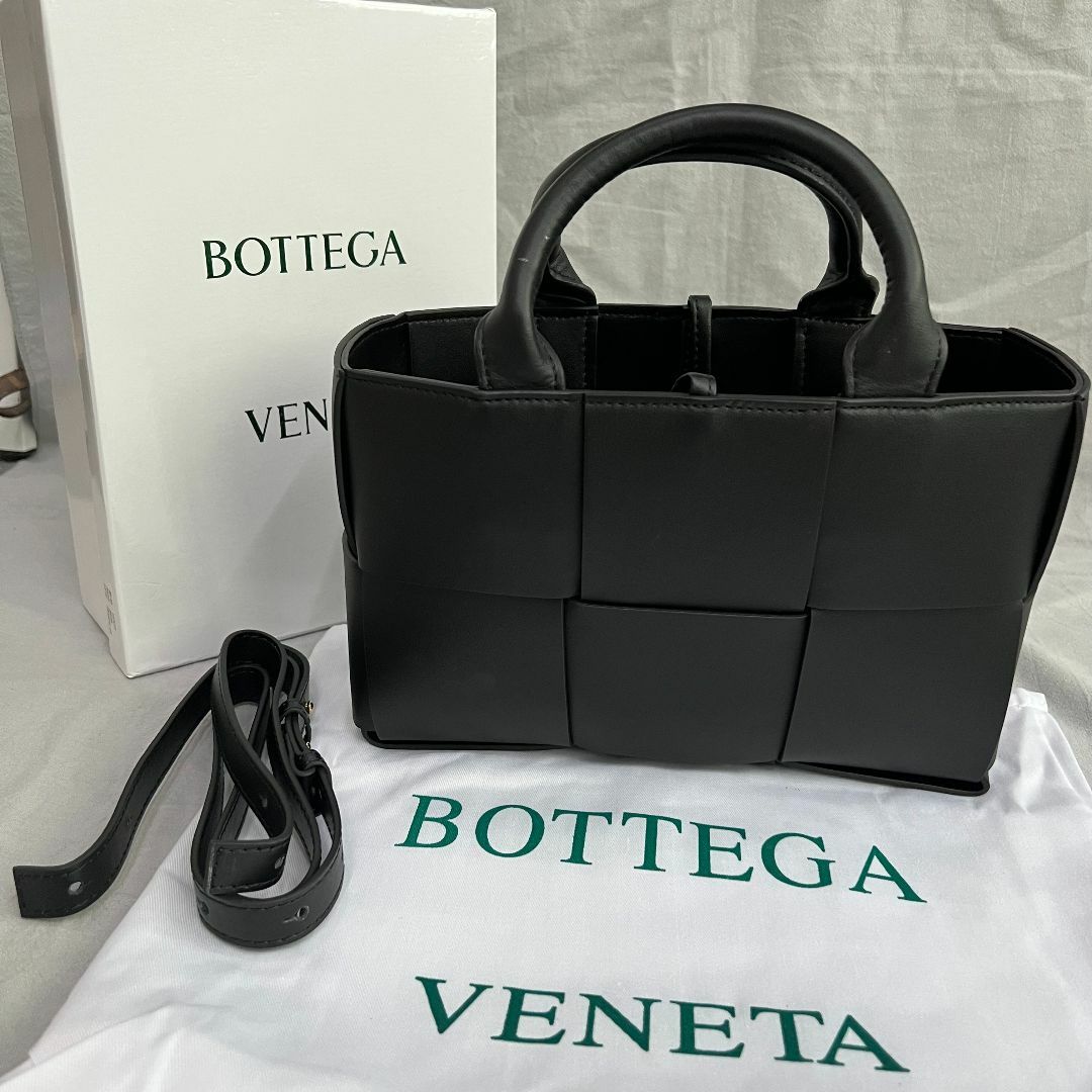 定番人気Bottegaveneta　トードバッグ