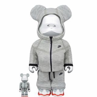 ベアブリック(BE@RBRICK)のBE@RBRICK NIKE TECH FLEECE N98 100&400(キャラクターグッズ)