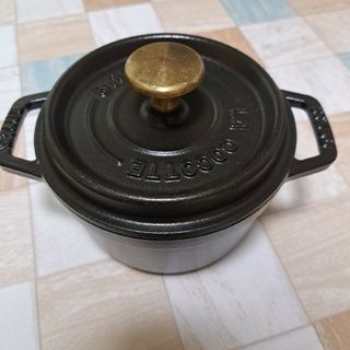 ストウブ(STAUB)のstaub ココット14センチ 黒(鍋/フライパン)