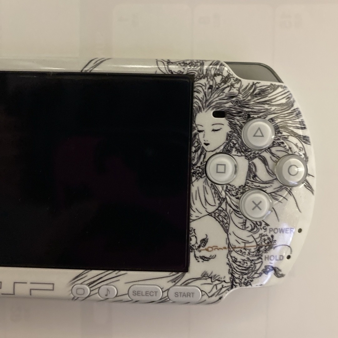 PSP  激レア‼️ ファイナルファンタジー限定盤 〖美品〗