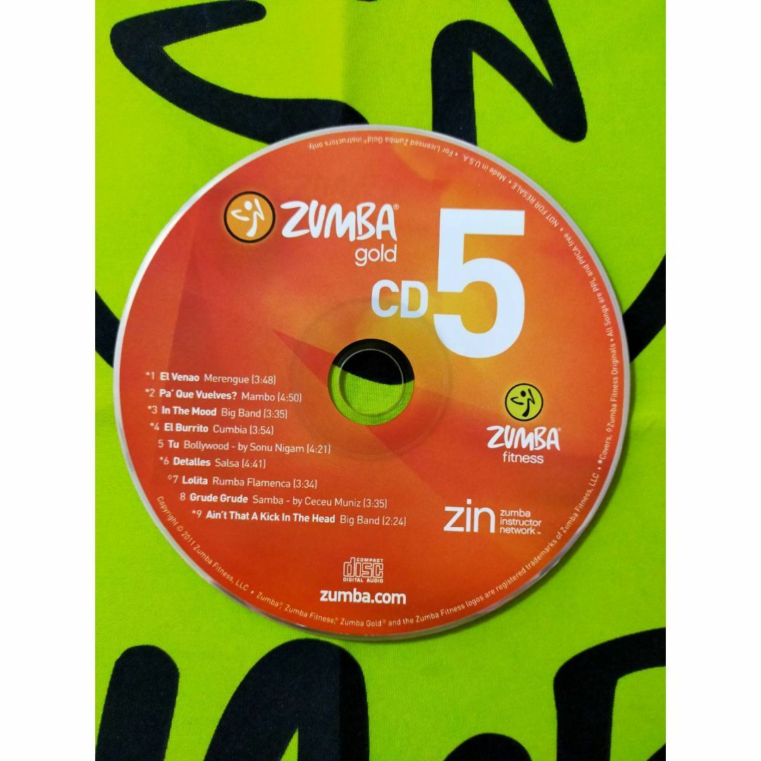 Zumba(ズンバ)のZUMBA GOLD 5 ズンバ ゴールド DVD CD インストラクター専用 エンタメ/ホビーのDVD/ブルーレイ(スポーツ/フィットネス)の商品写真