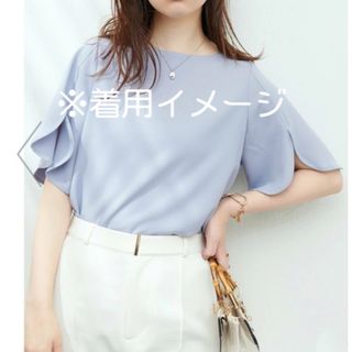 ナチュラルクチュール(natural couture)のnaturalcouture  BACKパールハチワレスリーブTOPS サックス(カットソー(半袖/袖なし))