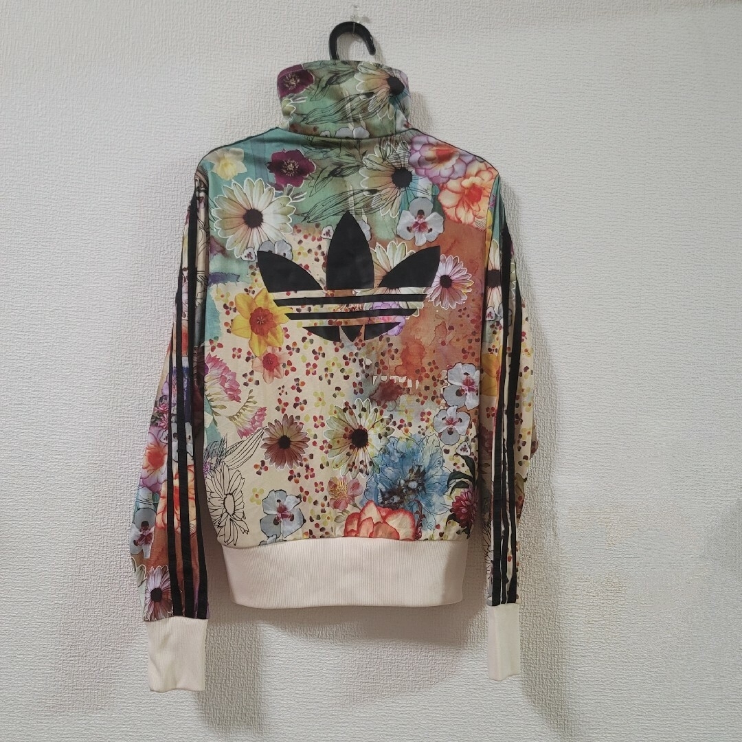adidas Originals トラックトップジャケット ボタニカル柄-
