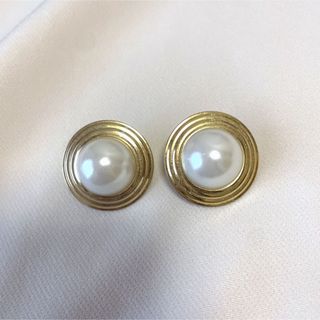 ヴィンテージ  白　ピアス(ピアス)