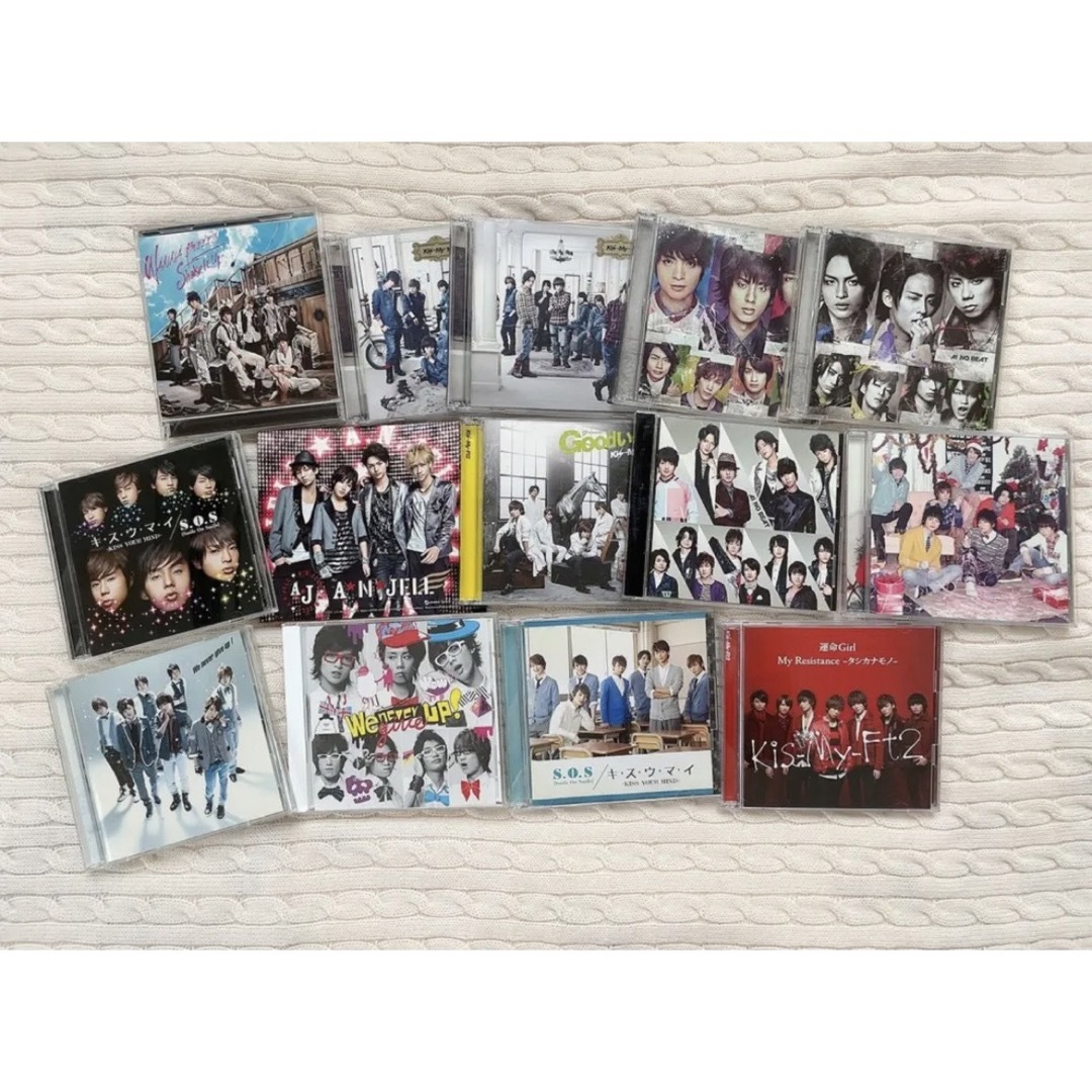 キスマイグッズ CD DVD 大量まとめ売り Kis-My-Ft2 キスマイグッズ CD DVD 大量まとめ売り Kis-My-Ft2