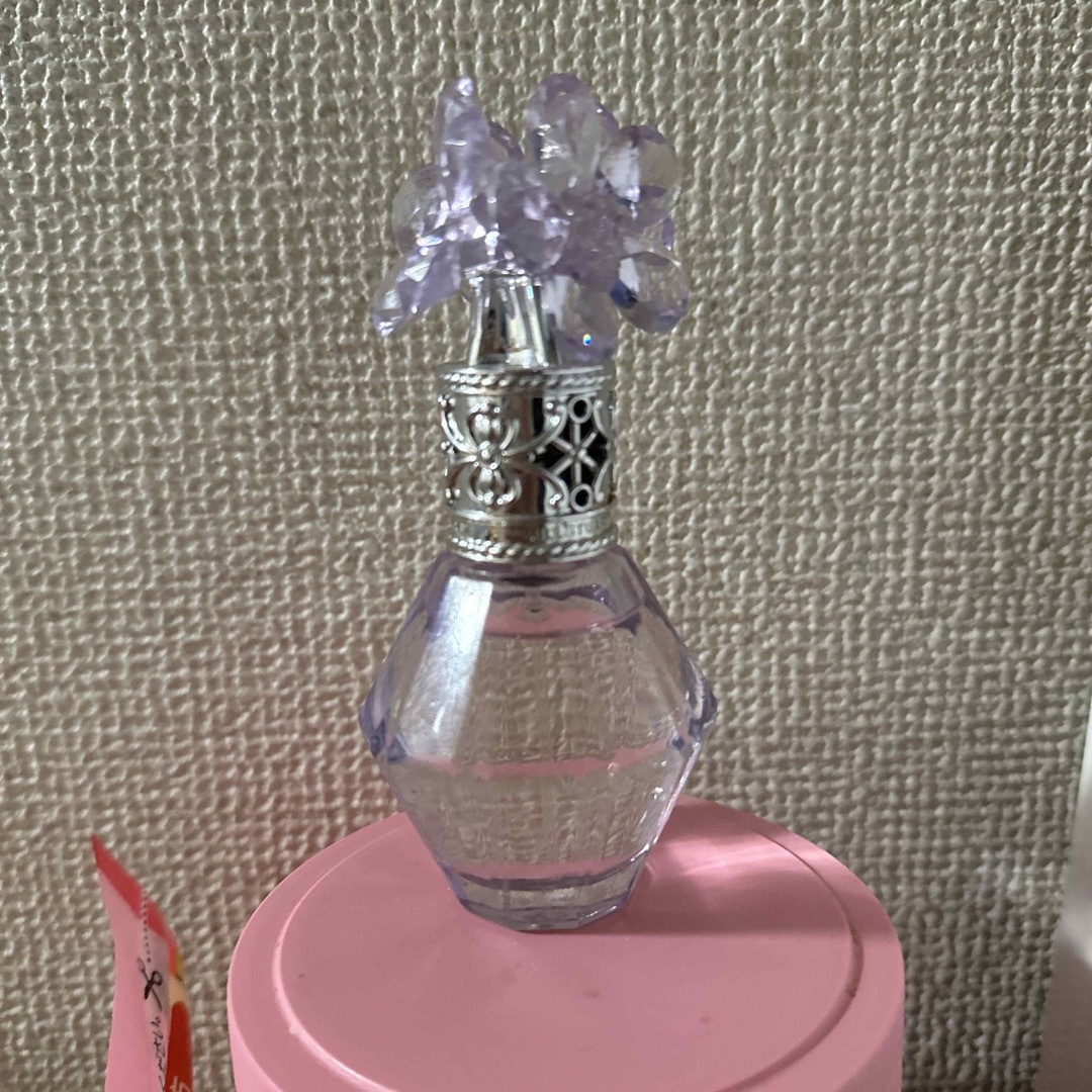 JILLSTUART(ジルスチュアート)のクリスタルブルーム ウィルミスユー コスメ/美容の香水(香水(女性用))の商品写真