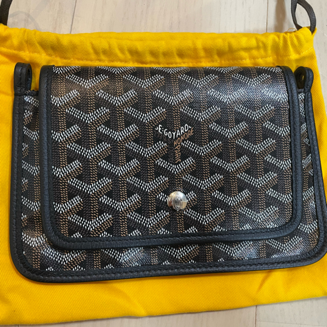 GOYARD(ゴヤール)のゴヤール　プリュメ　黒 メンズのバッグ(ショルダーバッグ)の商品写真