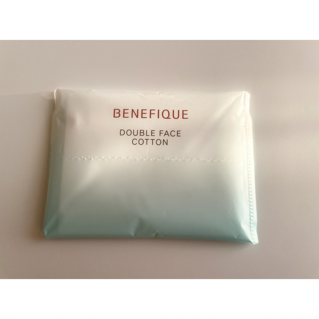 BENEFIQUE(ベネフィーク)の【新品】BENEFIQUE『double face cotton』 コスメ/美容のメイク道具/ケアグッズ(コットン)の商品写真