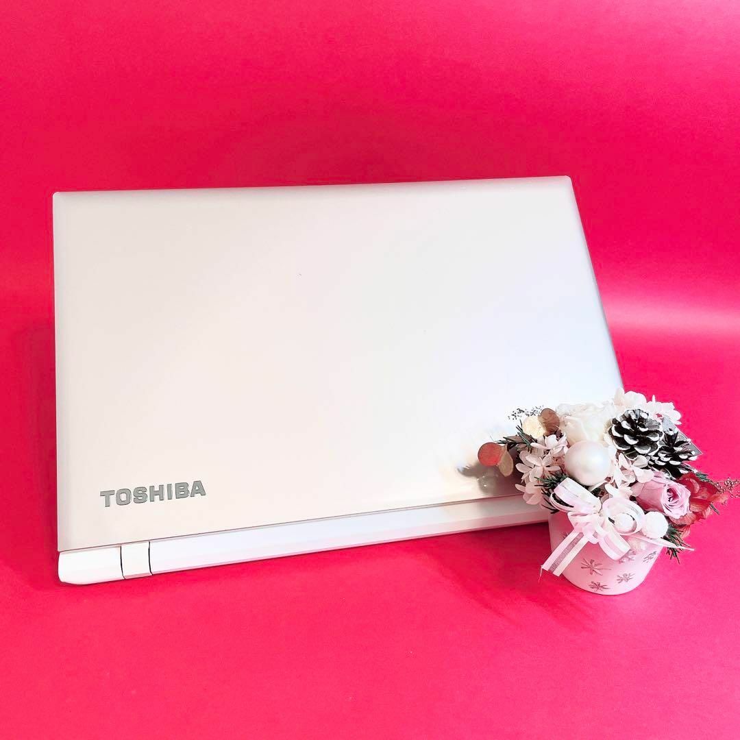 東芝 - 貴重✨️おしゃれ薄型✨️ゴールド ノートパソコン✨️カメラ