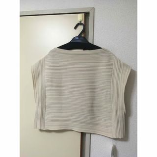 ISSEY MIYAKEプリーツプリーズ　トップス　9月新作CREPE KNIT