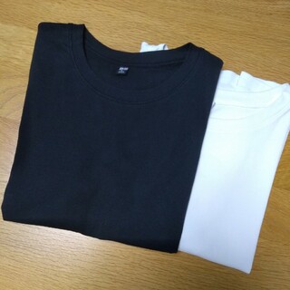 ユニクロ(UNIQLO)のUNIQLO☆ミニＴ☆ホワイト＆ブラック2枚セット(Tシャツ(半袖/袖なし))