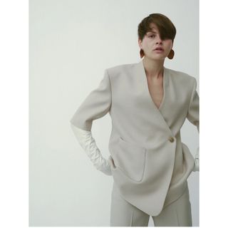 IIROT - 値下げIIROT Middle Sleeve Wool Jacket_Beigeの通販 by IIROT - 値下げIIROT Middle Sleeve Wool Jacket_Beigeの通販 by