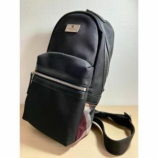 ブラックレーベルクレストブリッジ】極美品 ボディバッグ シャドー