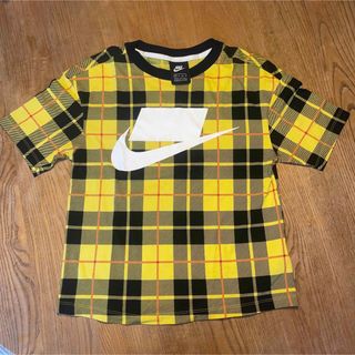 ナイキ(NIKE)のナイキ　NSW チェック　プリンテッド　Tシャツ　XSサイズ(Tシャツ(半袖/袖なし))