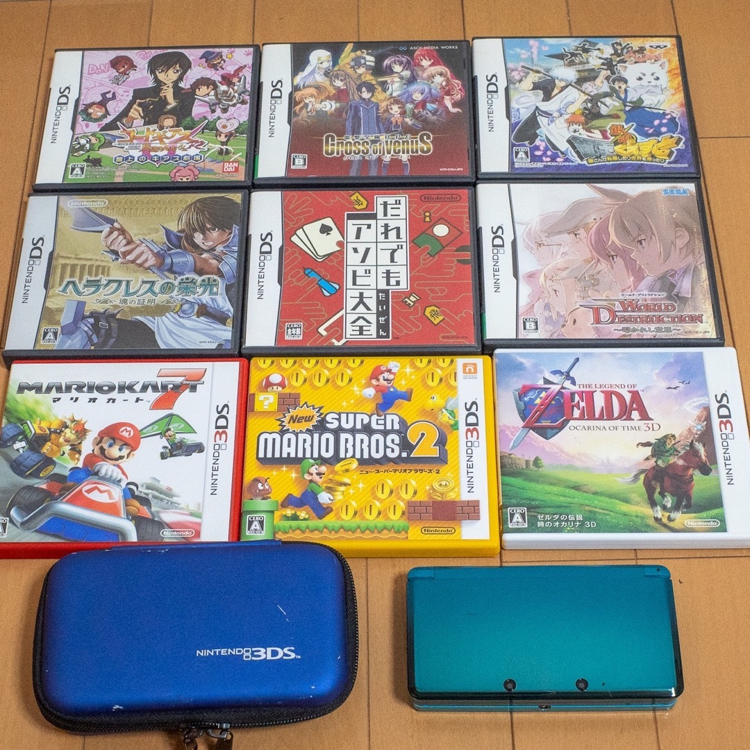 任天堂(ニンテンドウ)の3DS+ソフト9本セット エンタメ/ホビーのゲームソフト/ゲーム機本体(携帯用ゲーム機本体)の商品写真