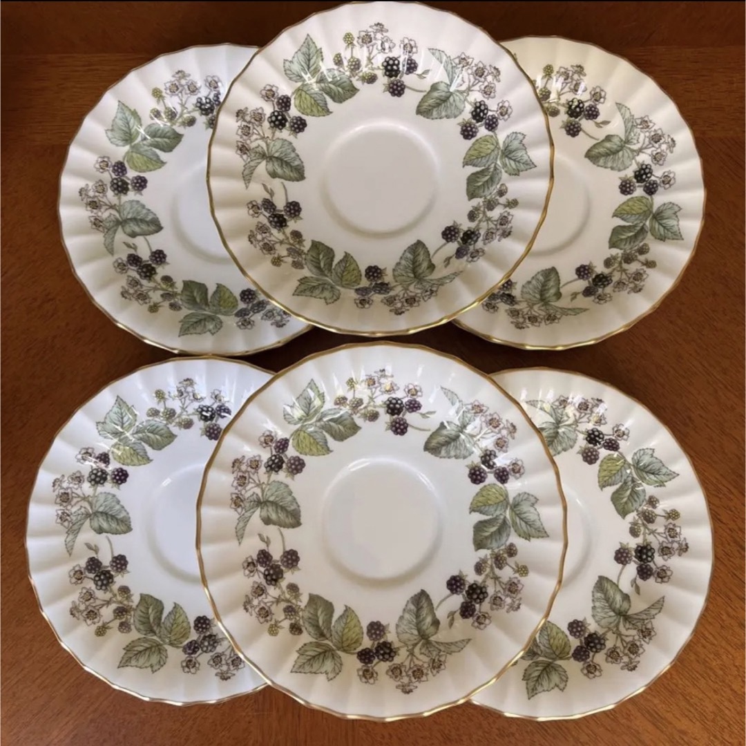 Royal Worcester(ロイヤルウースター)の【未使用美品】ロイヤルウースター★ラビニア★ダブルハンドルC/S 6客　お箱入り インテリア/住まい/日用品のキッチン/食器(食器)の商品写真