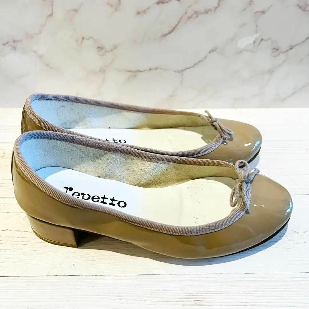 美品 Repetto レペット バレエシューズ エナメル ベージュ 22.5cm-
