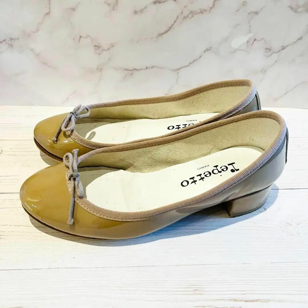 美品 Repetto レペット バレエシューズ エナメル ベージュ 22.5cm-