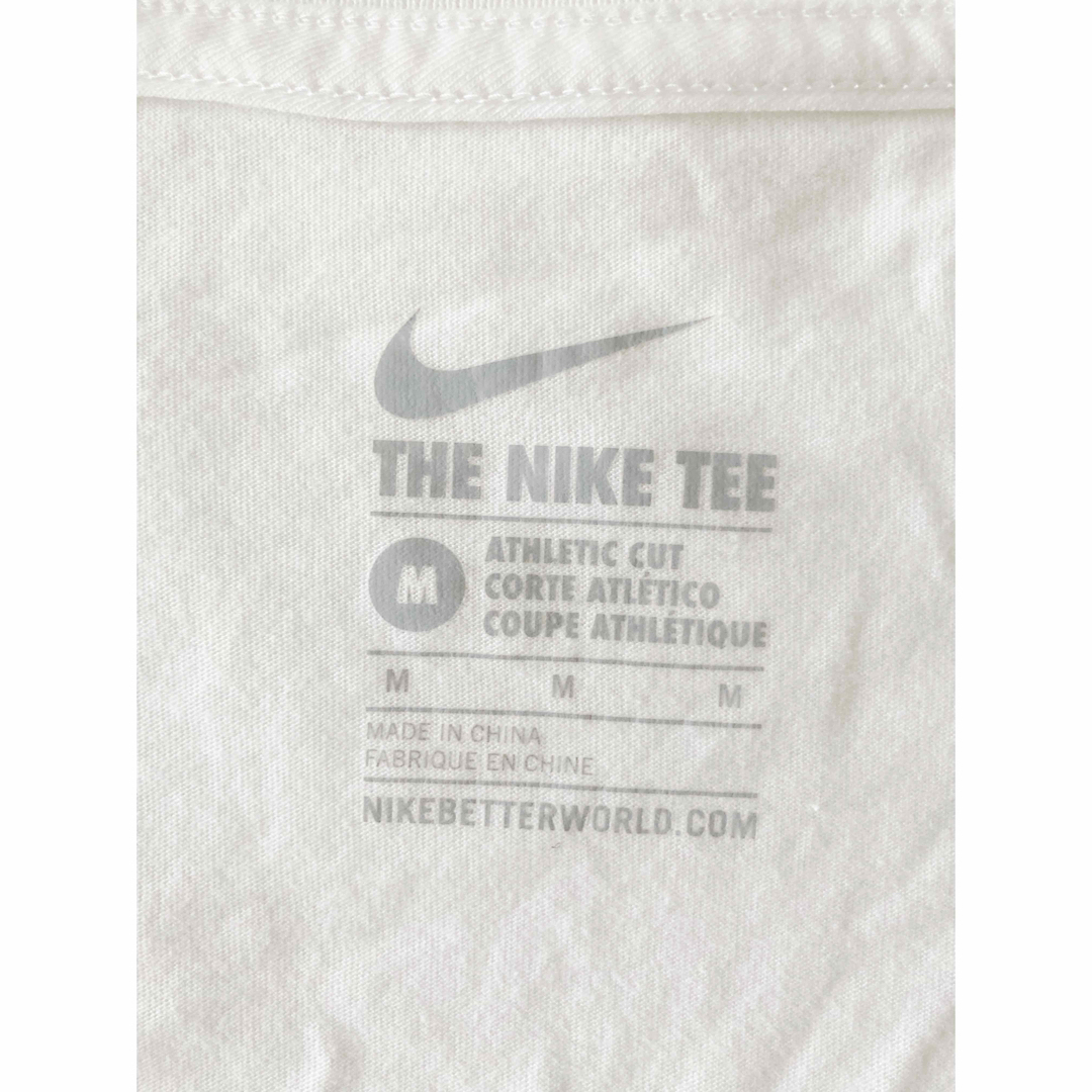 NIKE(ナイキ)の新品未使用　NIKEトップス   レディースのトップス(Tシャツ(半袖/袖なし))の商品写真