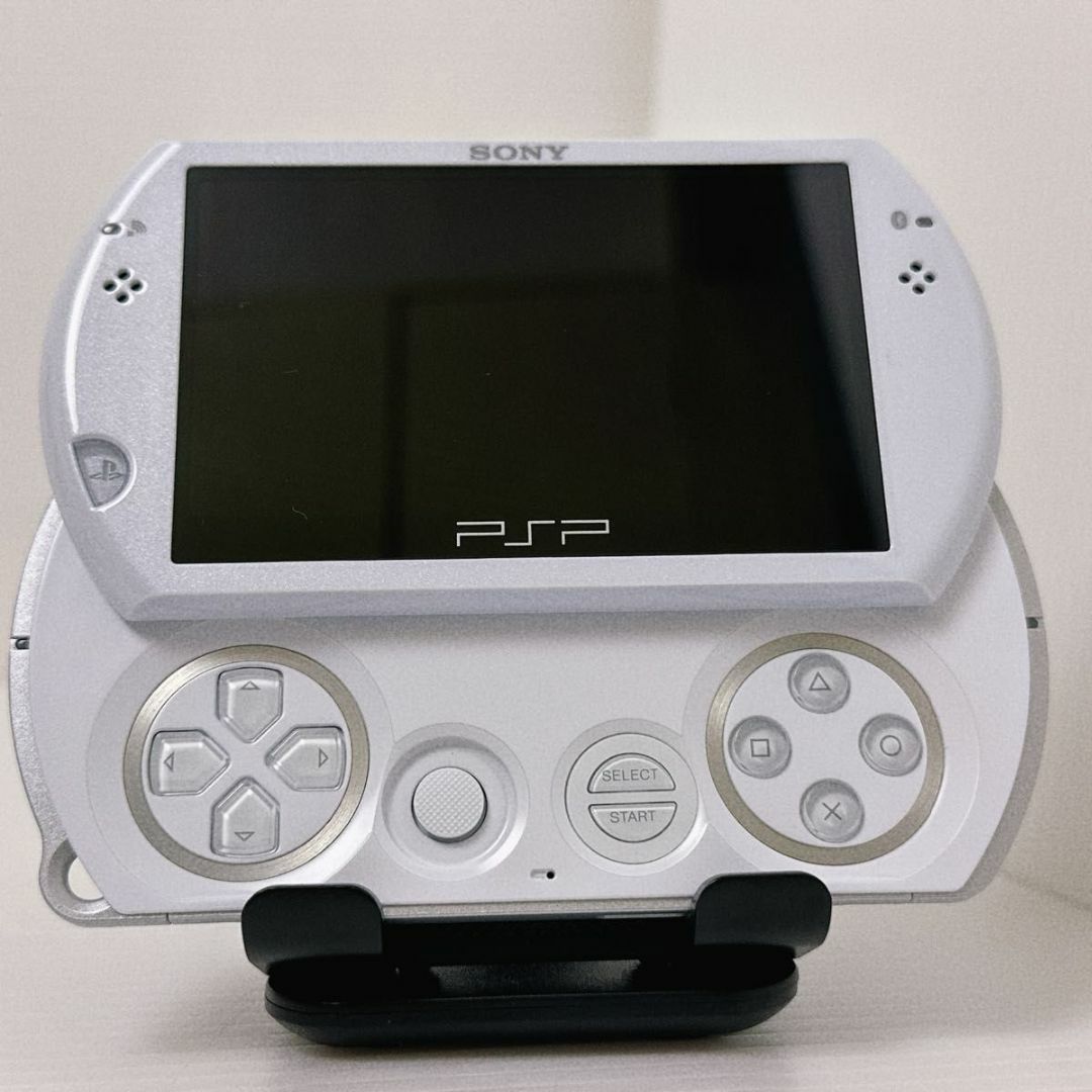 SONY - [未使用] PSP go パールホワイト PSP-N1000PW 希少 ゲームの