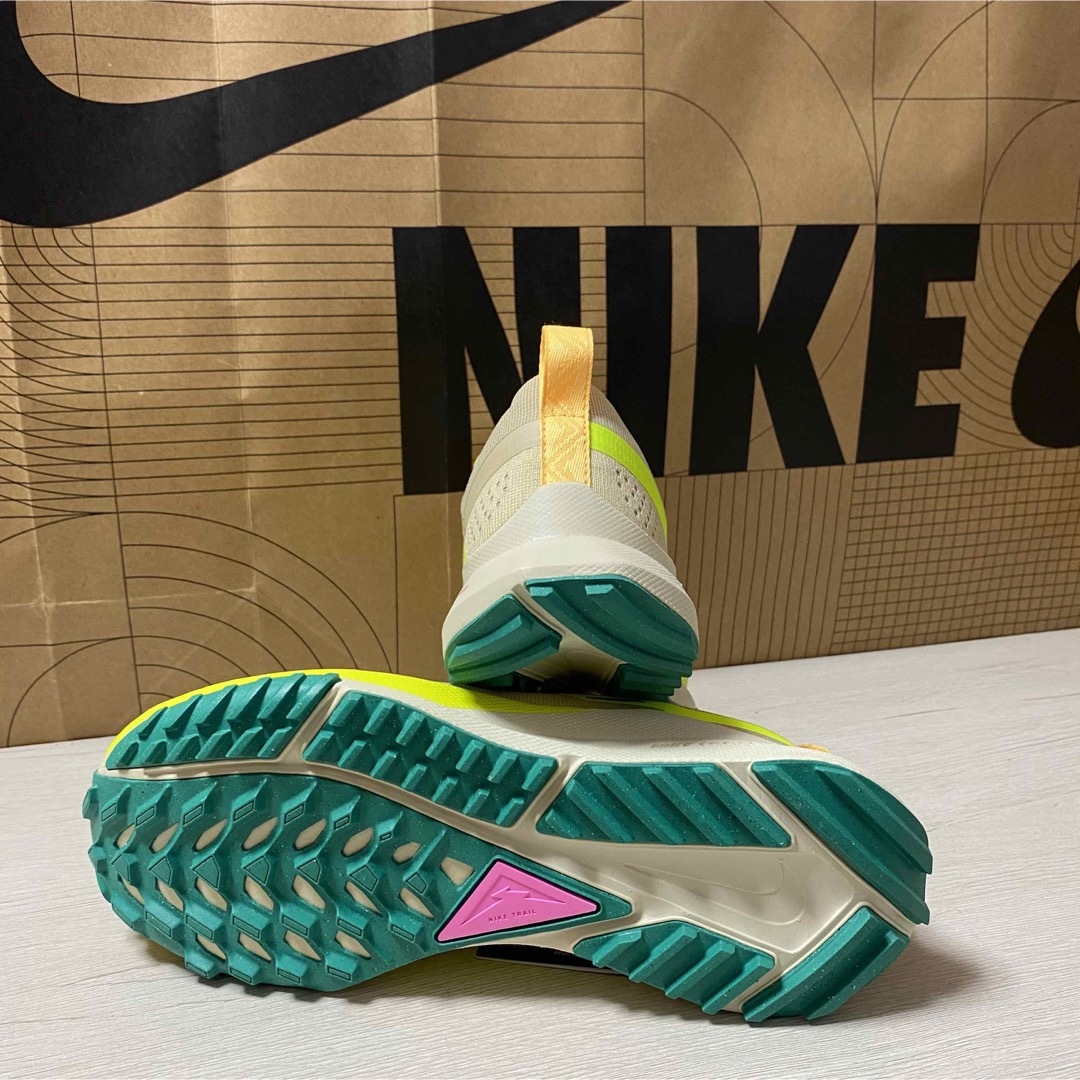 24cm W NIKE REACT PEGASUS TRAIL 4